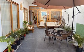 Ravenala Paracas Hostel