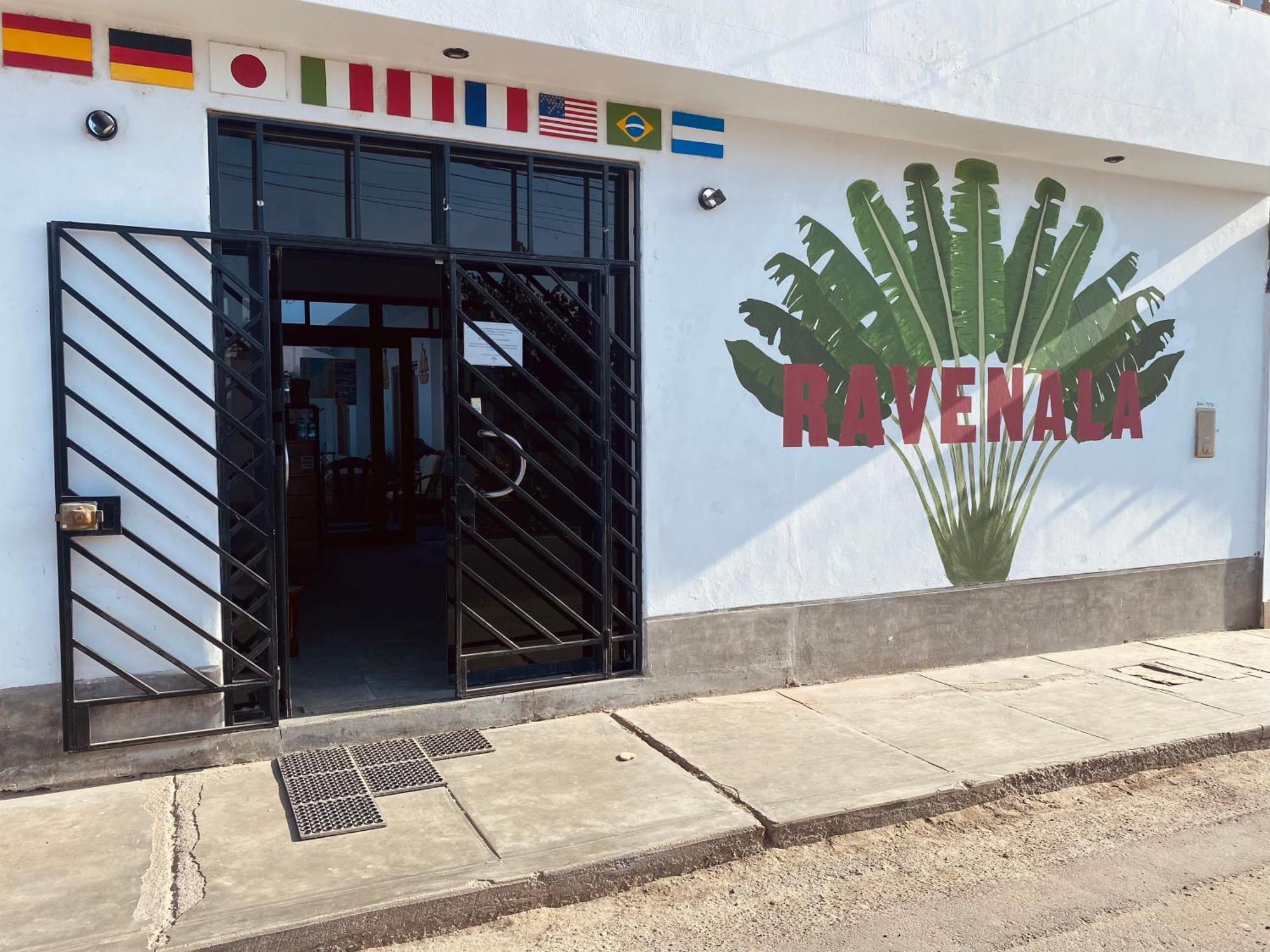 Ravenala Paracas Hostel Esterno foto